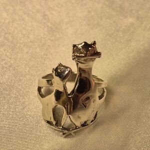 The "Cats" Sterling Silver Ring!  What A Fun & Sweet RING!